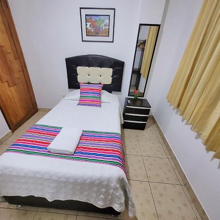 Hostal El Viajero En Ollantaytambo Bagian luar foto