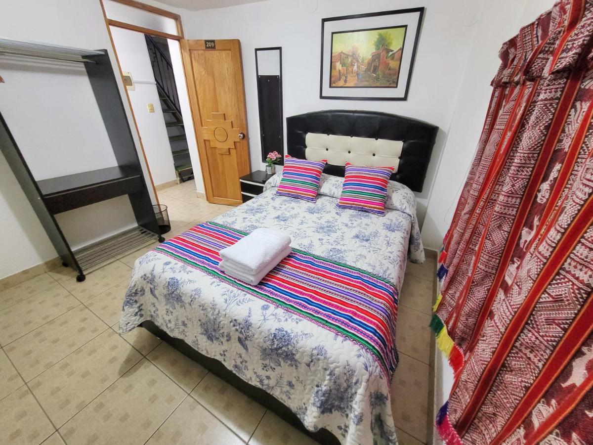 Hostal El Viajero En Ollantaytambo Bagian luar foto