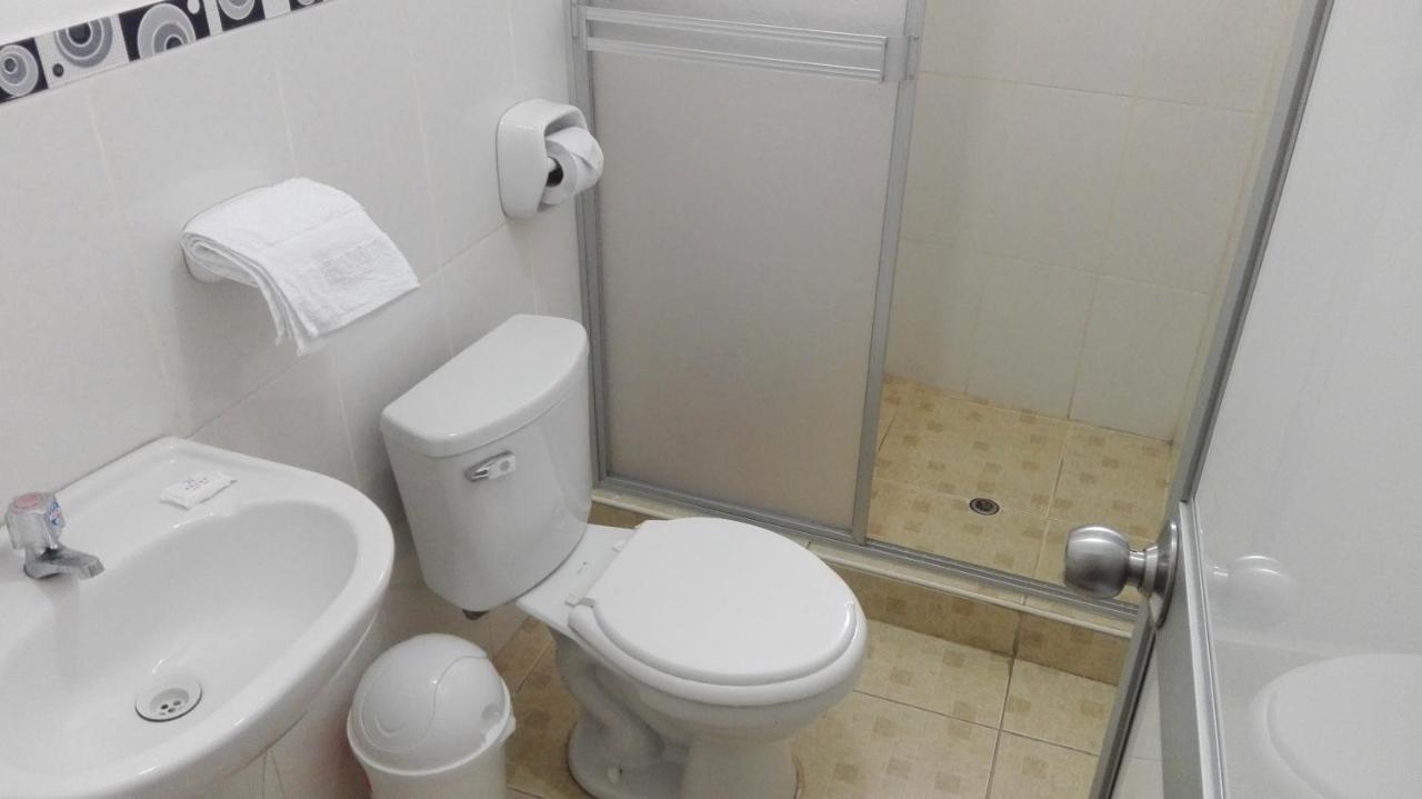 Hostal El Viajero En Ollantaytambo Bagian luar foto