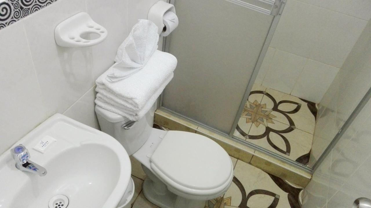 Hostal El Viajero En Ollantaytambo Bagian luar foto